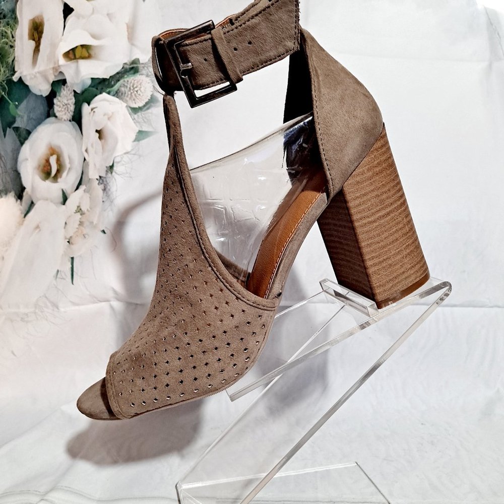 Universal Thread Microsuede Bootie Open Toe 10 - image 1